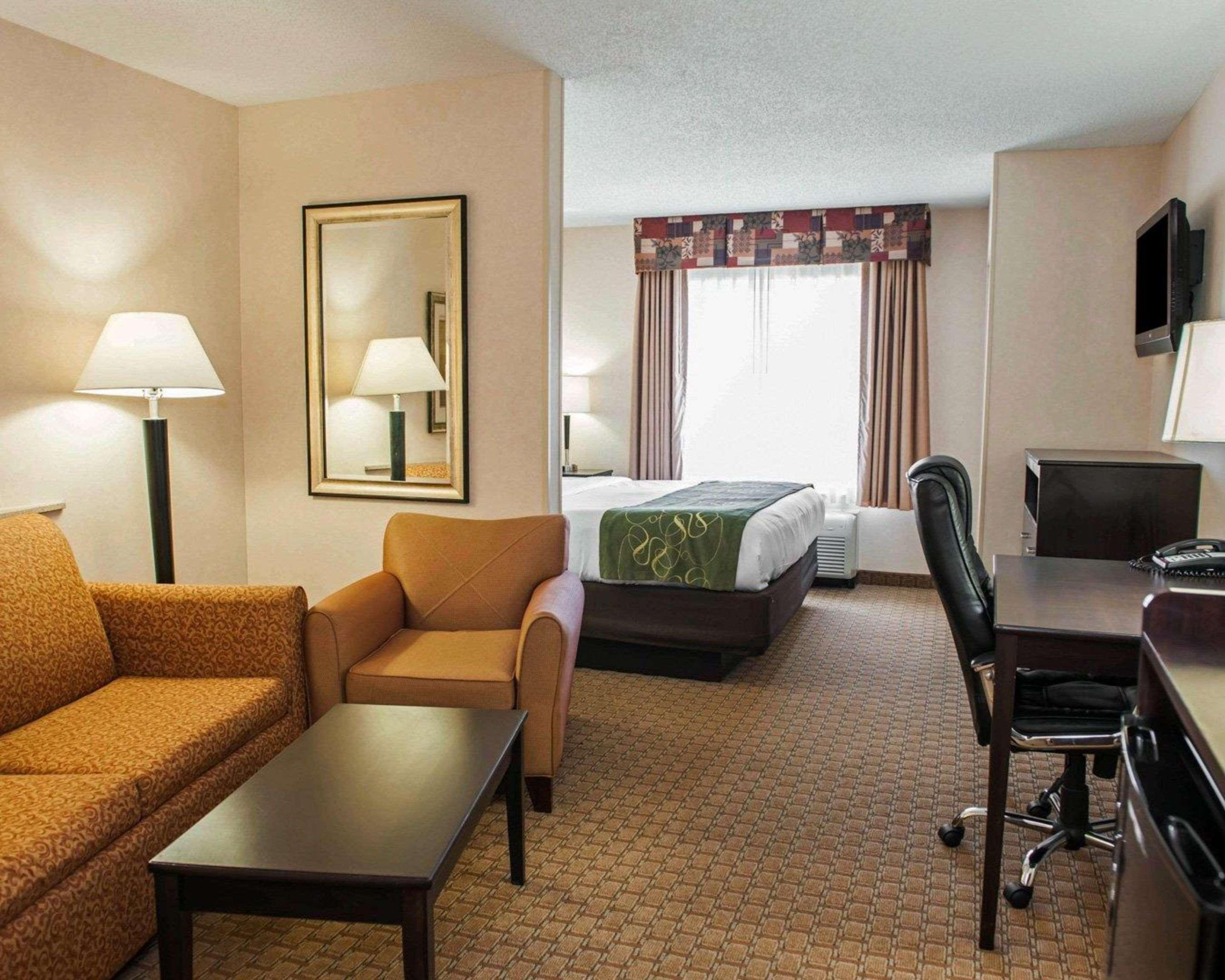 Comfort Suites Southport Kültér fotó