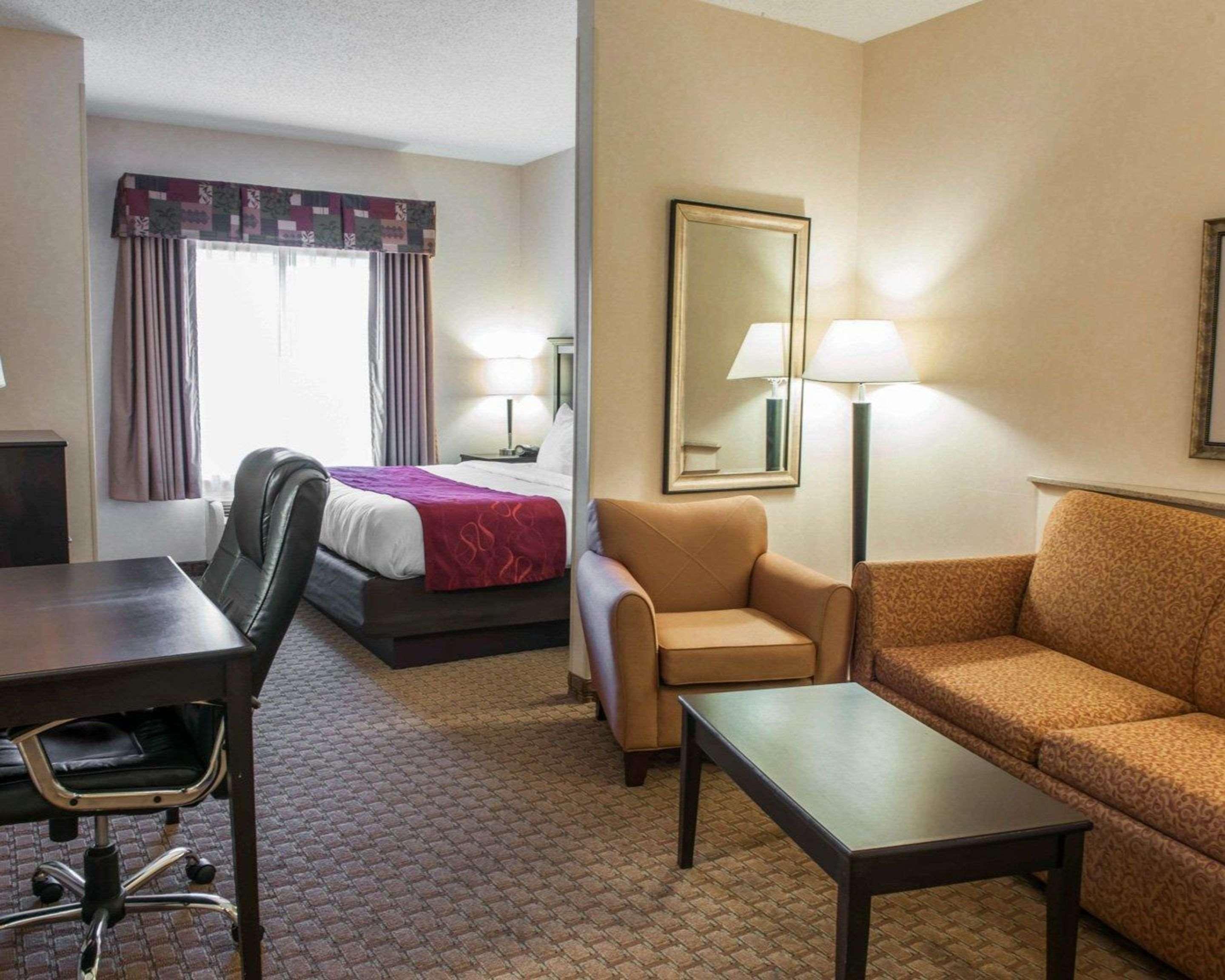 Comfort Suites Southport Kültér fotó