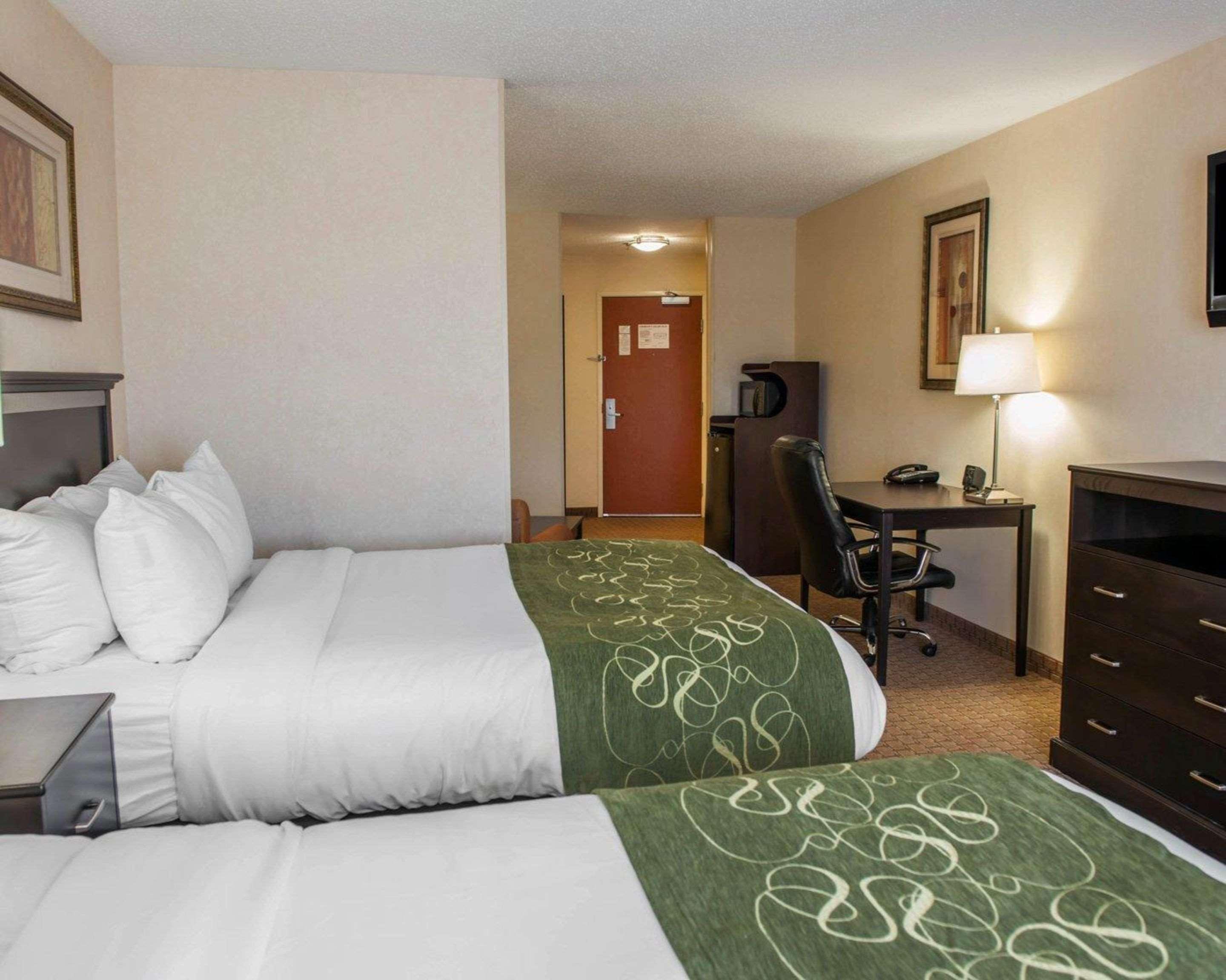 Comfort Suites Southport Kültér fotó
