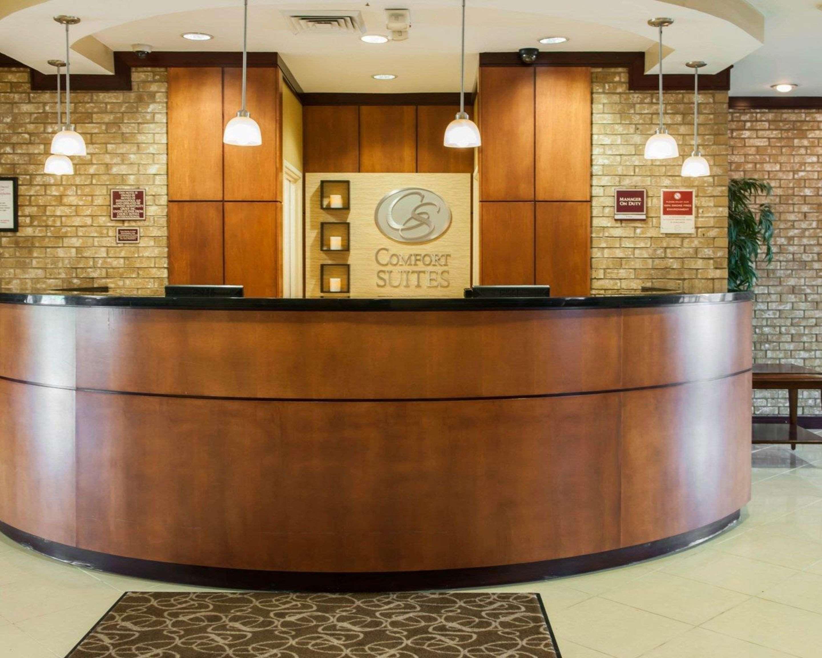 Comfort Suites Southport Kültér fotó